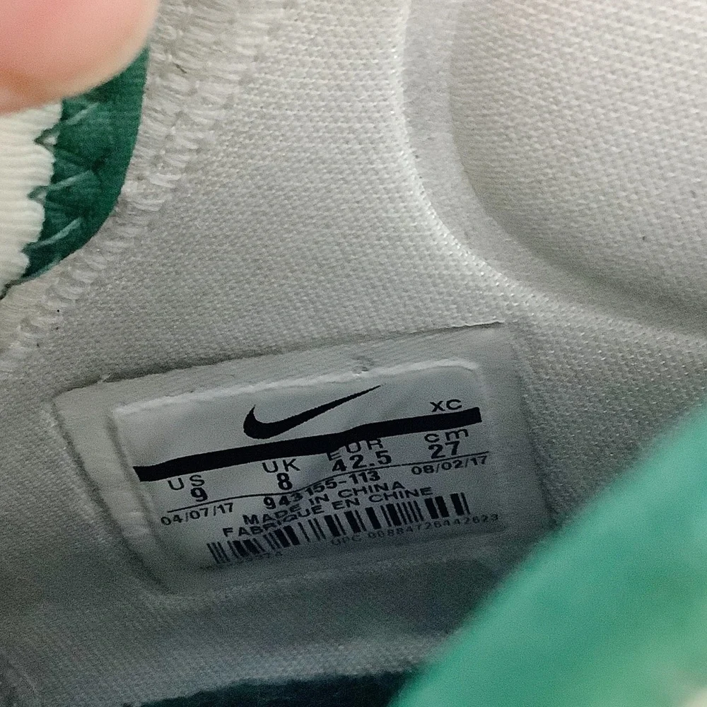 Nike Zoom White Green Basketball Lebron Soldier 11 High Top Sneakers - Picture 8 of 9
